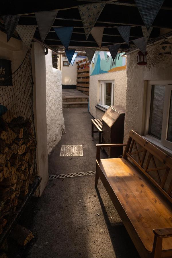 The Rum Shack Manorbier Castle Inn Extérieur photo